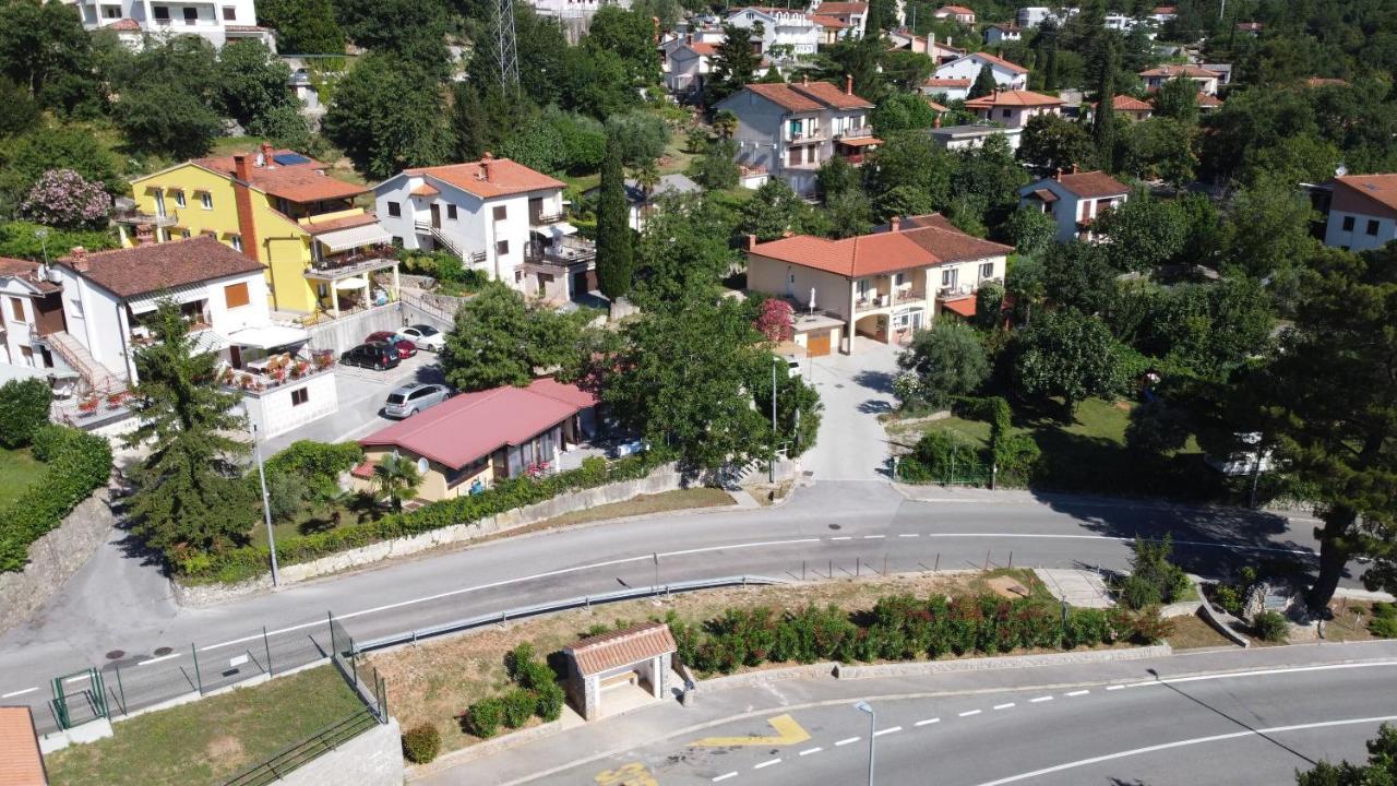 Mošćenička Draga Apartments Branka מראה חיצוני תמונה