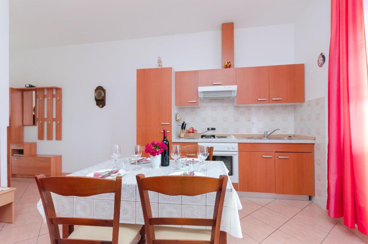 Mošćenička Draga Apartments Branka מראה חיצוני תמונה