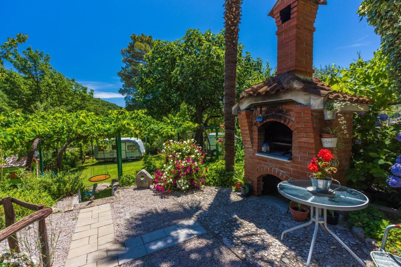 Mošćenička Draga Apartments Branka מראה חיצוני תמונה