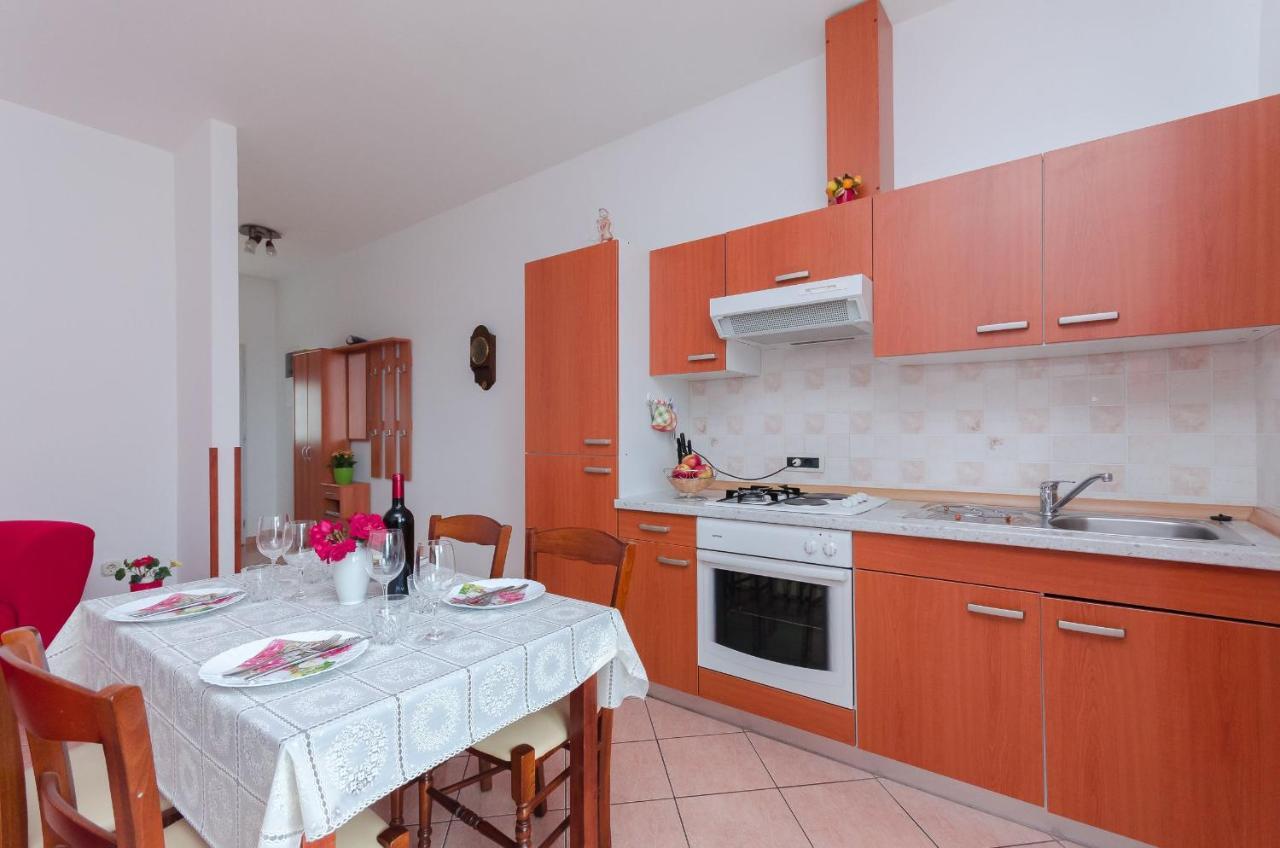 Mošćenička Draga Apartments Branka מראה חיצוני תמונה