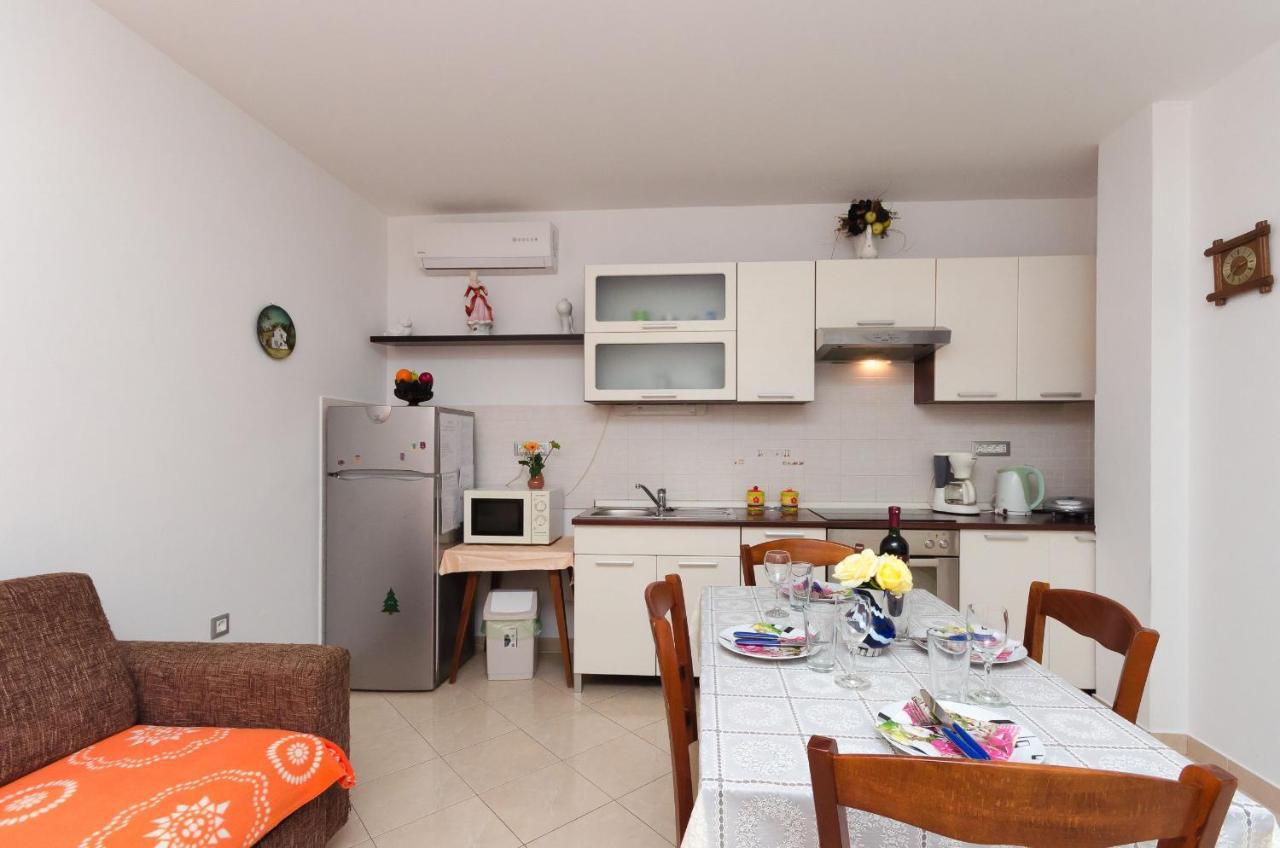 Mošćenička Draga Apartments Branka מראה חיצוני תמונה