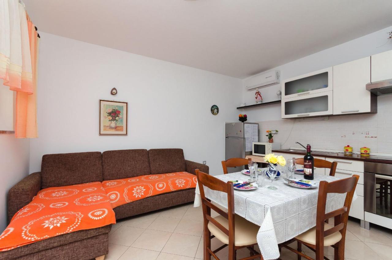 Mošćenička Draga Apartments Branka מראה חיצוני תמונה