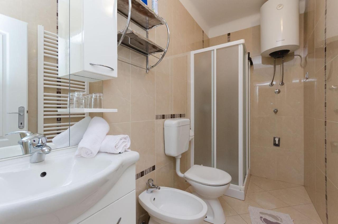 Mošćenička Draga Apartments Branka מראה חיצוני תמונה