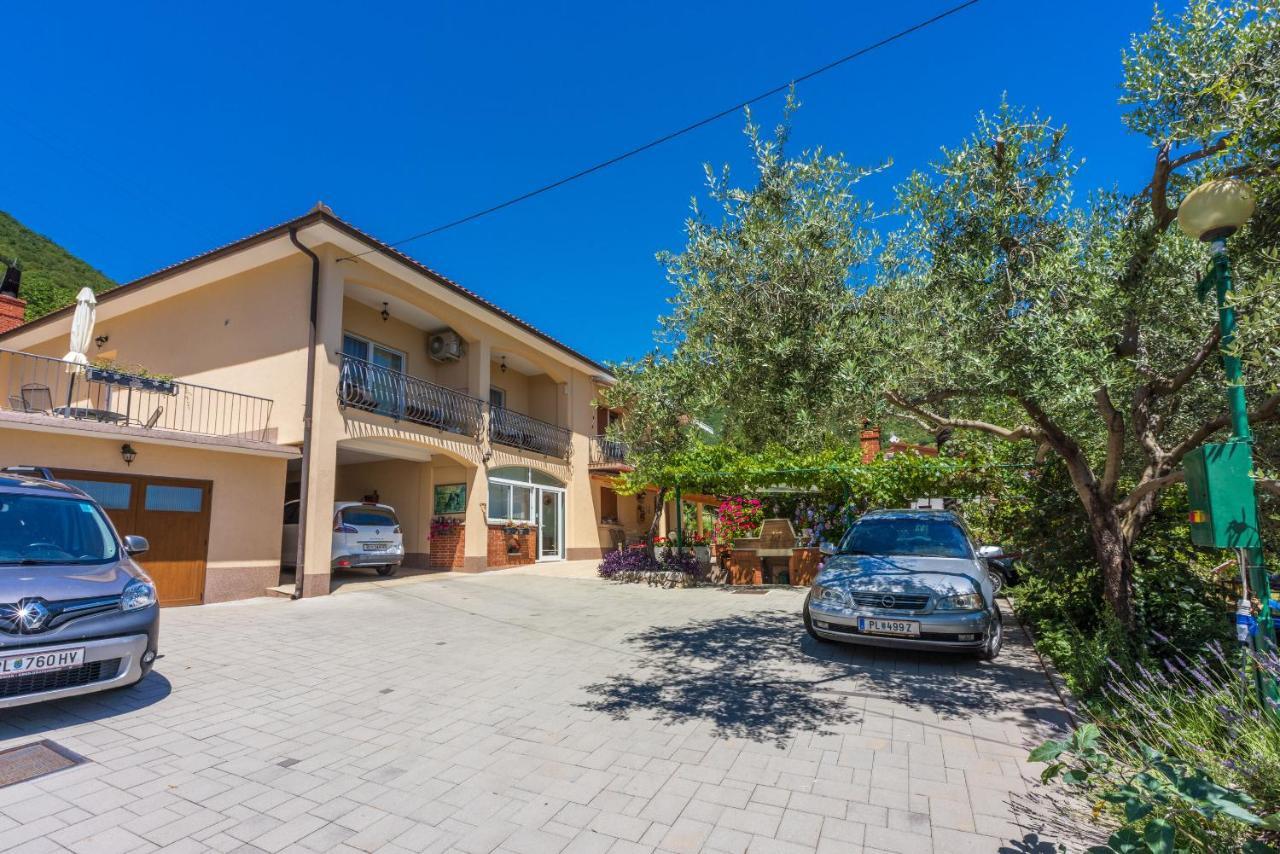 Mošćenička Draga Apartments Branka מראה חיצוני תמונה